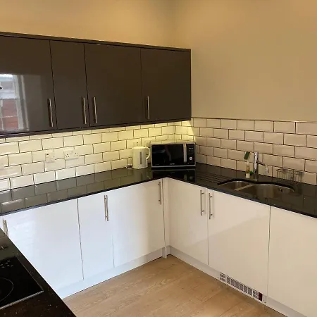 Modern Flat In Leeds Centre, Great For Business And Pleasure *